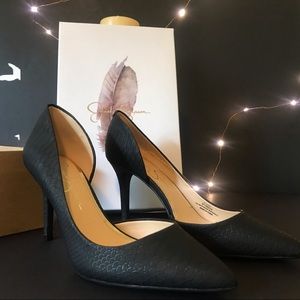 Jessica Simpson Black snake print heels
